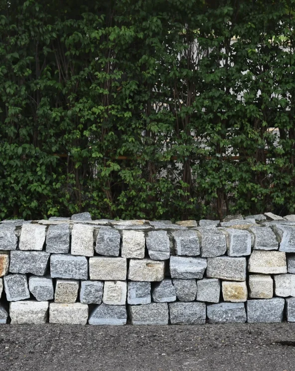 wall-concrete-blocks